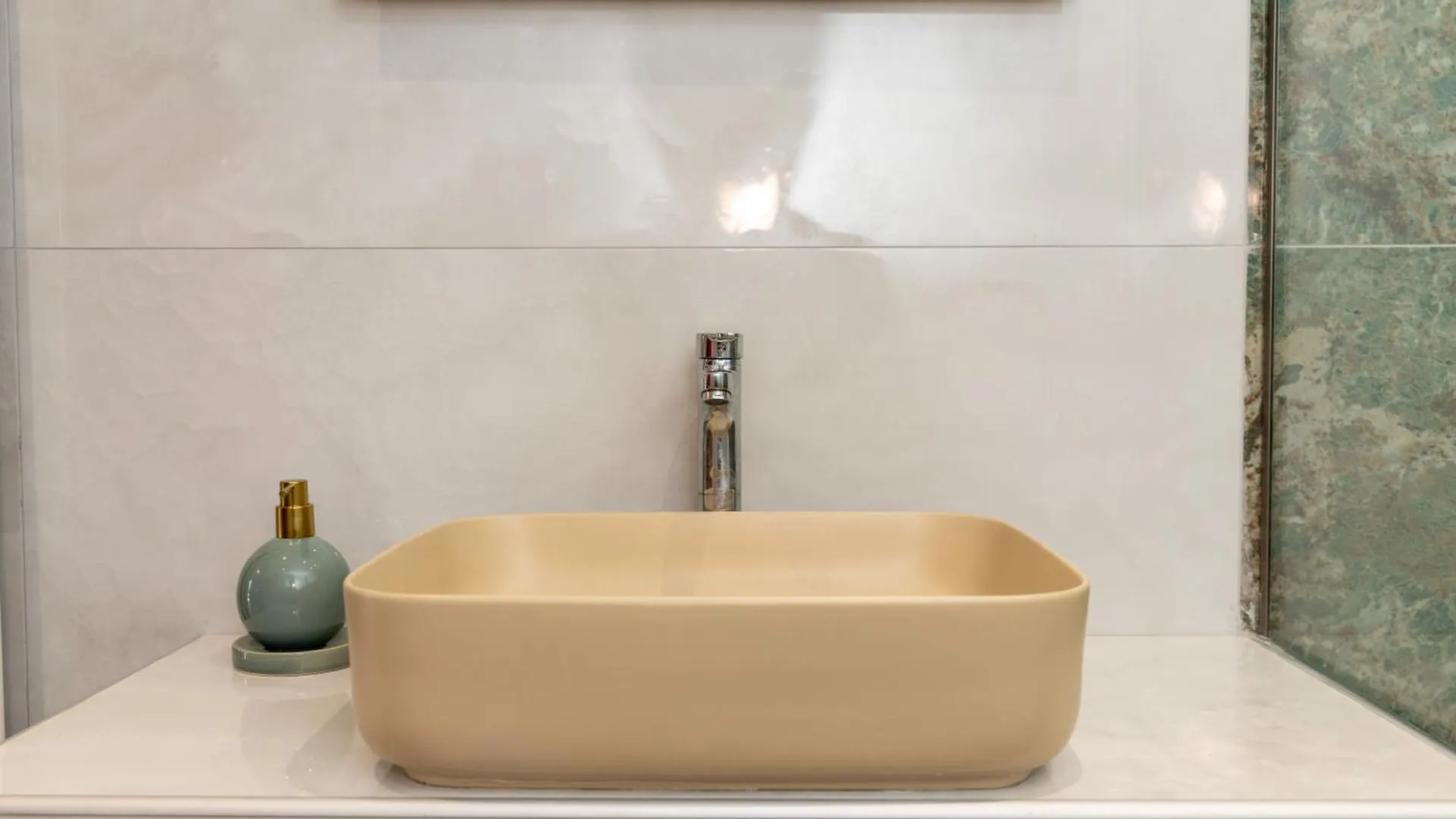 Cozy & Lux Apartment Thessaloniki Greece